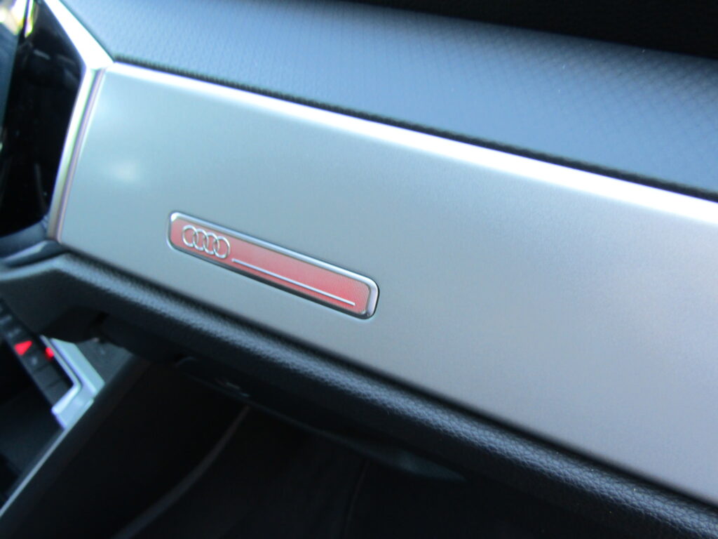 Audi Q3 SPB 35 BZ S LINE CAMBIO AUTO,CARPLAY,LED,SENSORI,KEYLESS,KM 26.000