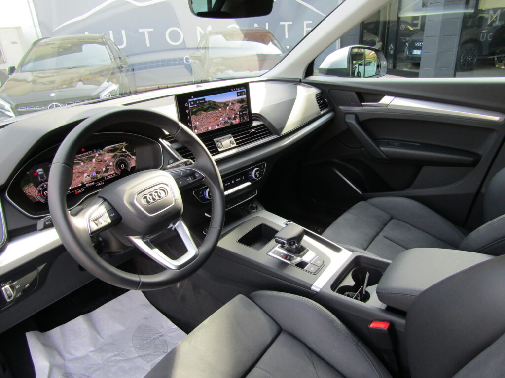 Audi Q5 SPB 40 TDI S LINE,NAVI,FULL LED,SENSORI,TELECAMERA,SEDILI ELET,CLIMA 3 ZONE