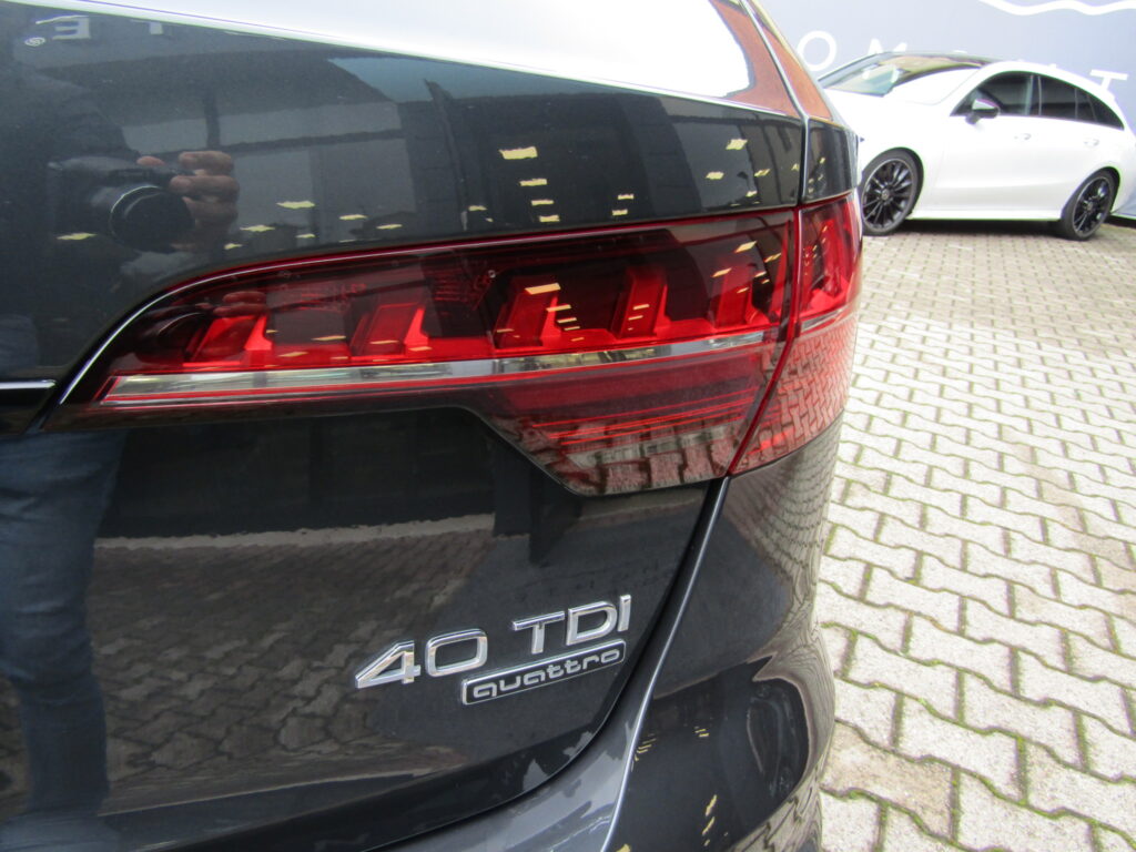 Audi A4 40 TDI 4X4 S LINE X2,CERCHI 19,NAVI,LED,CARPALY,FULL