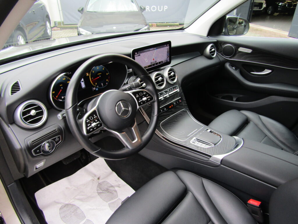 Mercedes-Benz GLC 200 d 4X4 SPORT,PELLE,NAVI,LED,CERCHI 18,TELECAMERA KM 45.000