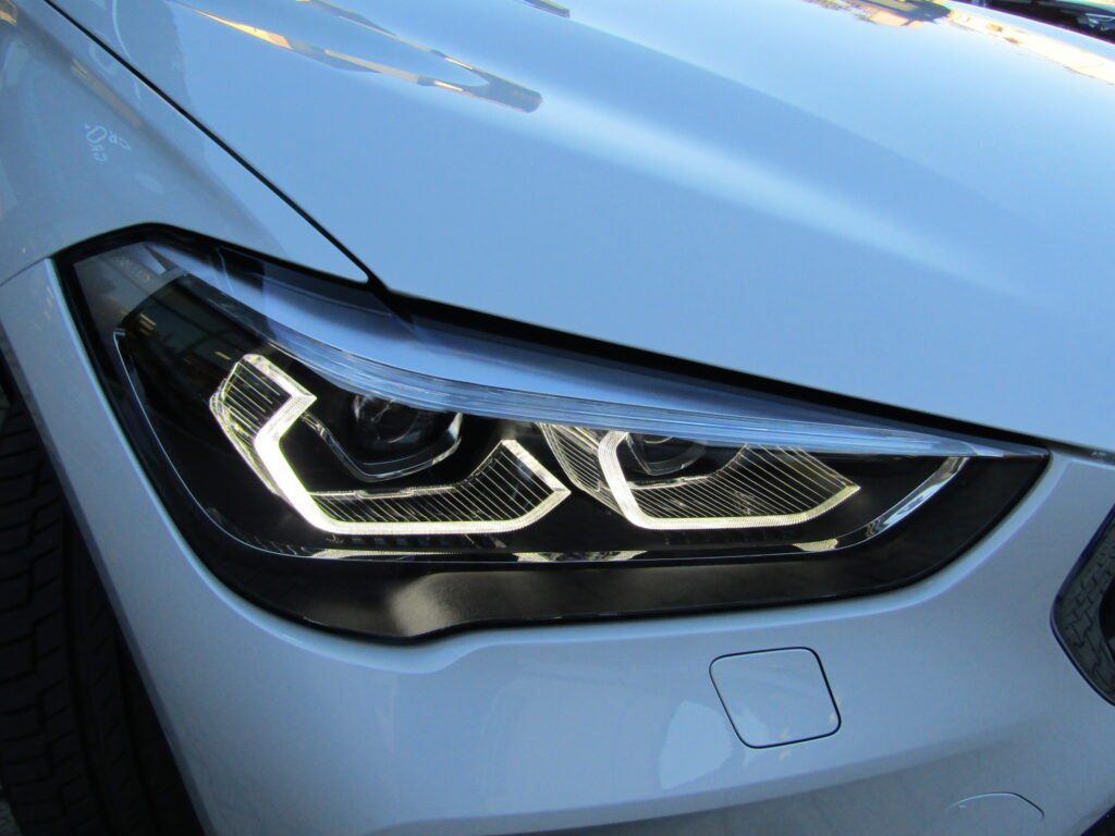 BMW X1 18i X-LINE S-DRIVE PELLE,LED,NAVI,CERCHI 18,HEAD UP DIPLAY,KEYLESS