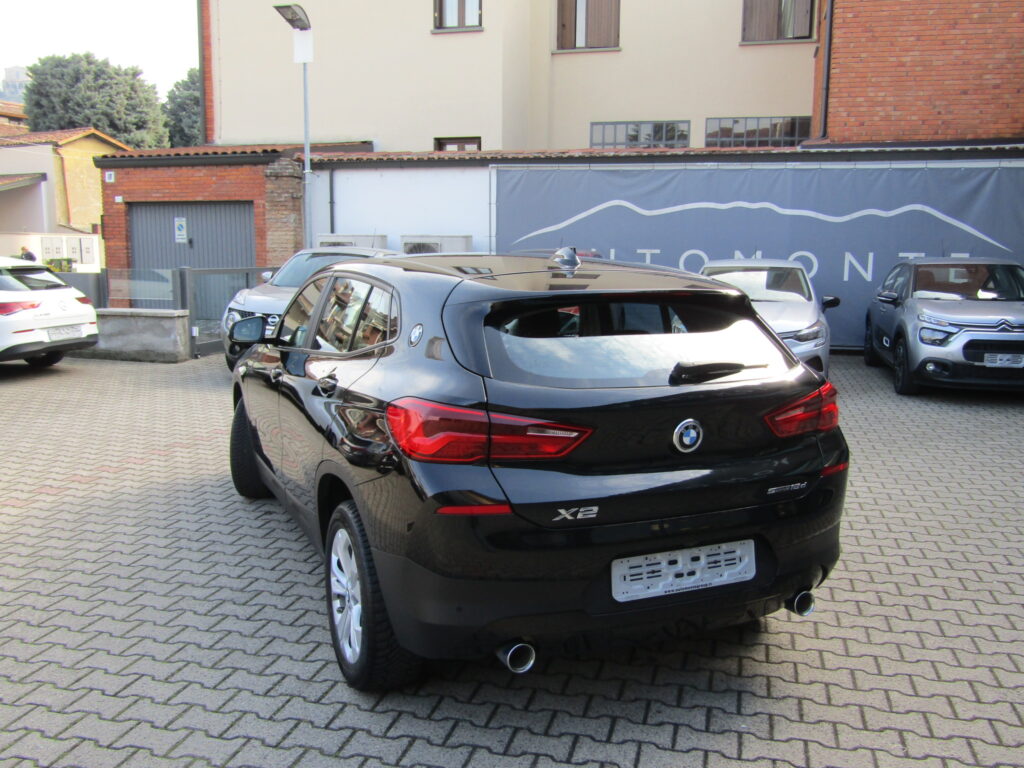 BMW X2 Sdrive 18d CAMBIO AUTO,NAVI,LED,SENSORI,AZIENDALE,KM 85.000
