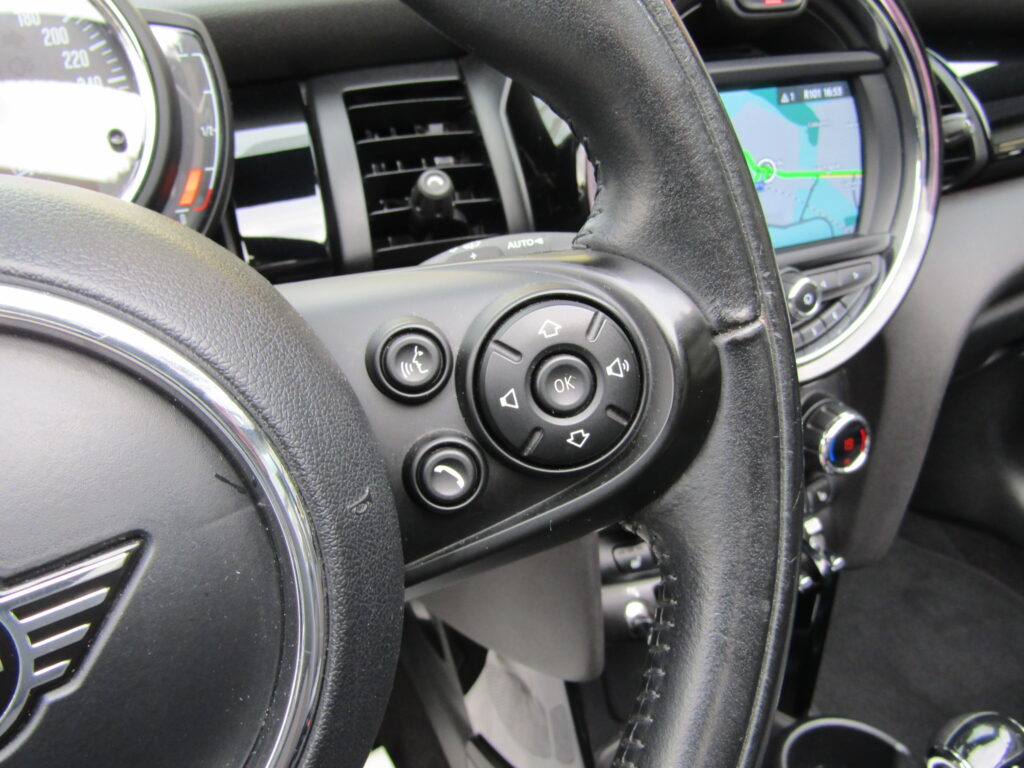 MINI Cooper Cabrio 1.5 BZ CAMBIO AUTO,FULL LED,NAVI,SENSORI,CERCHI 16,KM 51.000