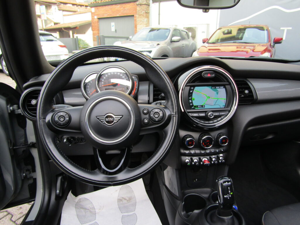 MINI Cooper Cabrio 1.5 BZ CAMBIO AUTO,FULL LED,NAVI,SENSORI,CERCHI 16,KM 50.000