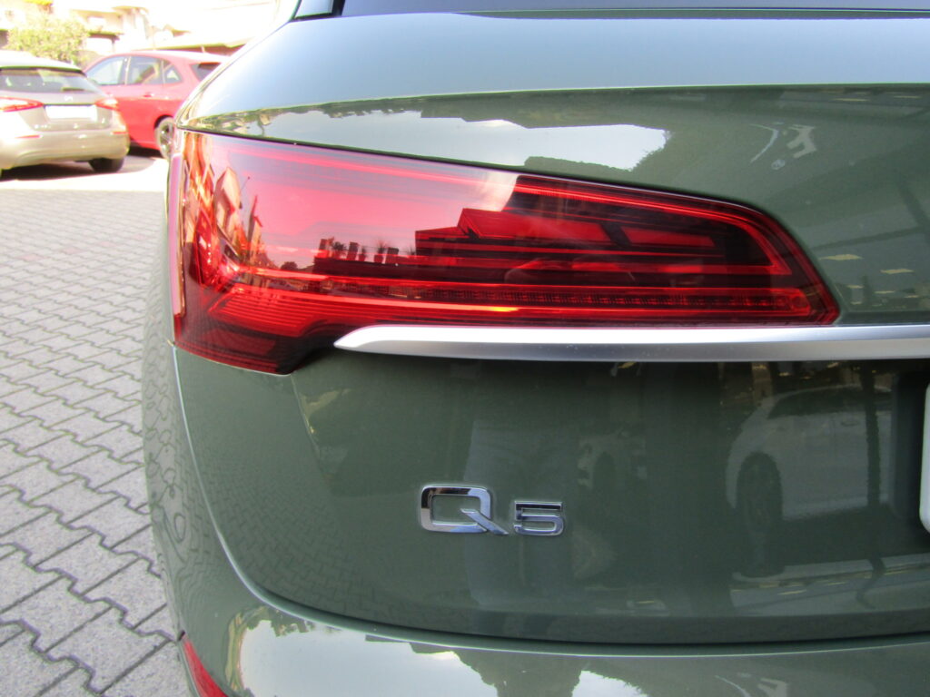 Audi Q5 35 TDI MHEV CERCHI 18,NAVI,LED,SENSORI,KEYLESS,FUL
