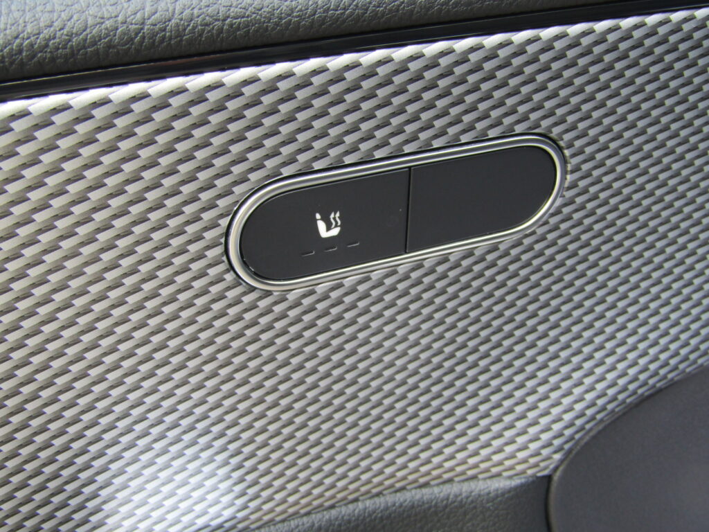 Mercedes-Benz CLA 180 BZ CAMBIO AUTO NIGHT PACK,CERCHI 18,NAVI,LED,FULL