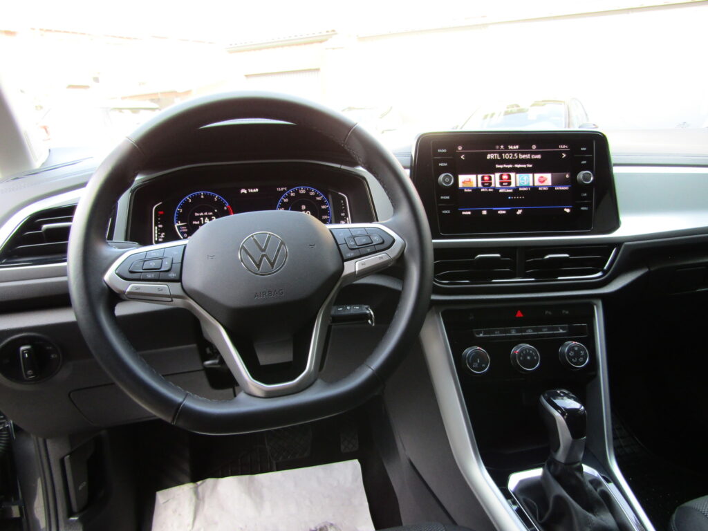 Volkswagen T-Roc 1.5 BZ 150 CV CAMBIO AUTO,LED,CARPLAY,KM 30.000