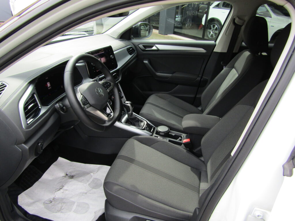 Volkswagen T-Roc 1.5 BZ CAMBIO AUTO,IQ LED,TELECAMERA,CARPLAY,FULL,KM 49.000