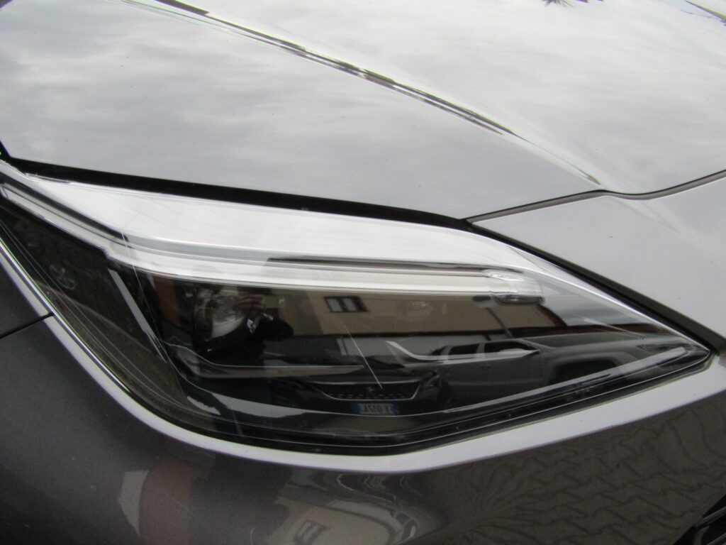 Toyota Yaris Cross 1.5 HYBRID CERCHI 17,LED,NAVI,CARPLAY,ACC,KEYLESS