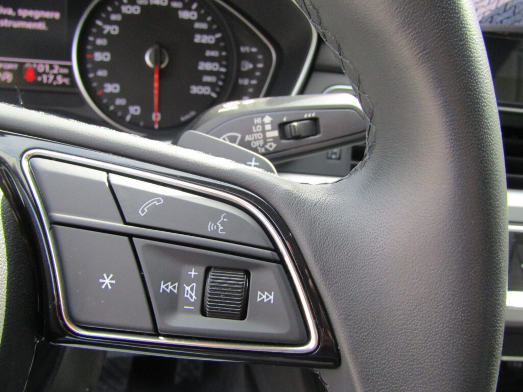 Audi A4 40 TDI MHEV BERLINA,CERCHI 17,LED,SENSORI,FULL