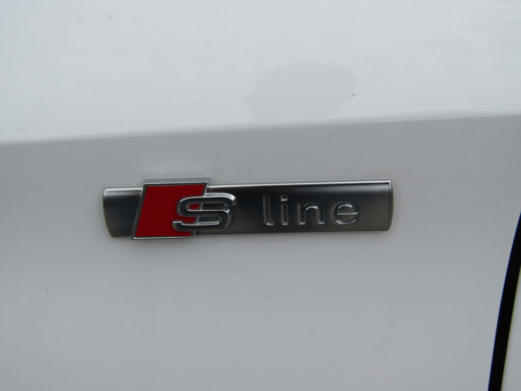 Audi A3 35 TDI S LINE AUTO,CERCHI 17,CARPLAY,ACC,LED,FULL