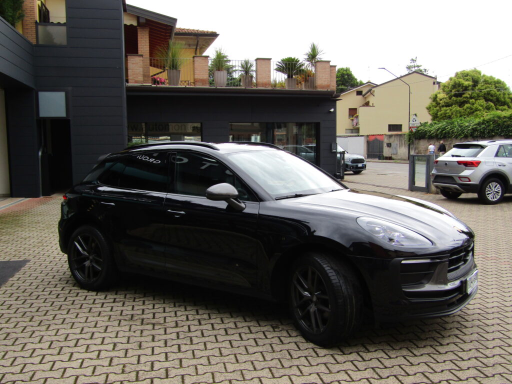 Porsche Macan 2.0 T 265 CV,CERCHI 20,ACC,LED,NAVI,KEYLESS,FULL