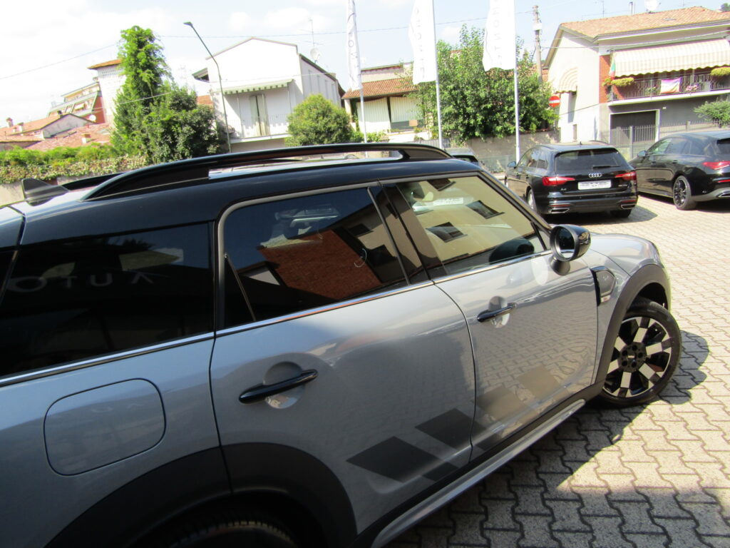 MINI Cooper Countryman 1.5 BZ UNTAMED CAMBIO AUTO,CERCHI 18,LED,NAVI,FULL