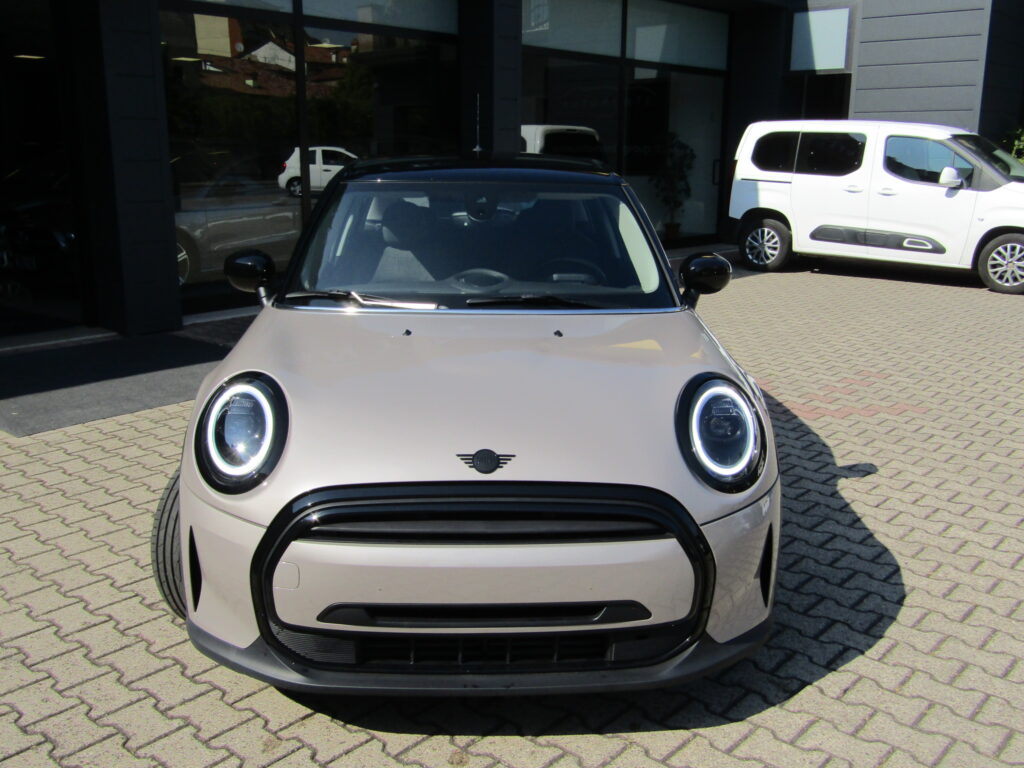 MINI Cooper 1.5 BZ 5 PORTE CAMBIO AUTO,NAVI,LED,TELECAMERA,FULL,KM 18.000