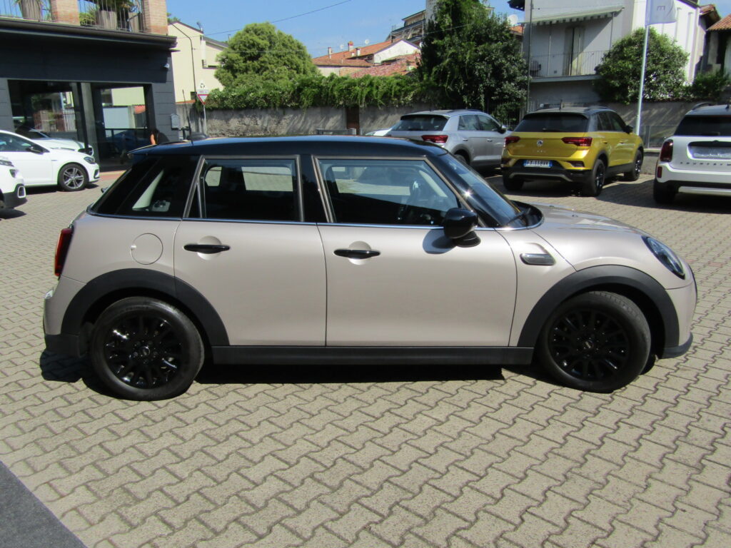 MINI Cooper 1.5 BZ 5 PORTE CAMBIO AUTO,NAVI,LED,TELECAMERA,FULL,KM 18.000