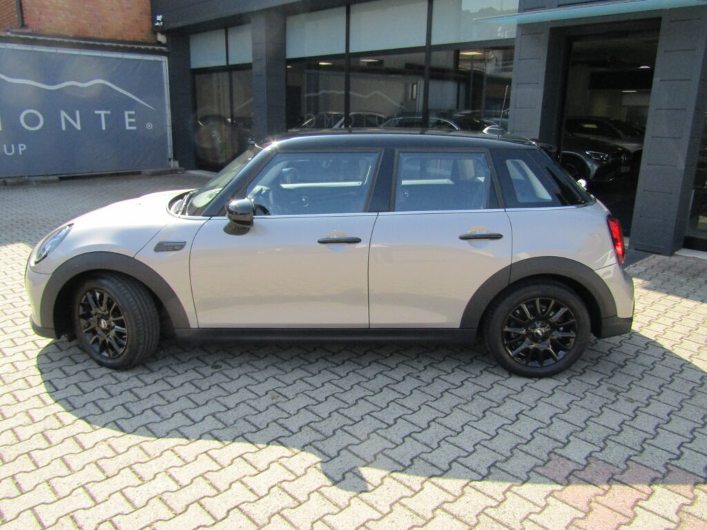 MINI Cooper 1.5 BZ 5 PORTE CAMBIO AUTO,NAVI,LED,TELECAMERA,FULL,KM 18.000