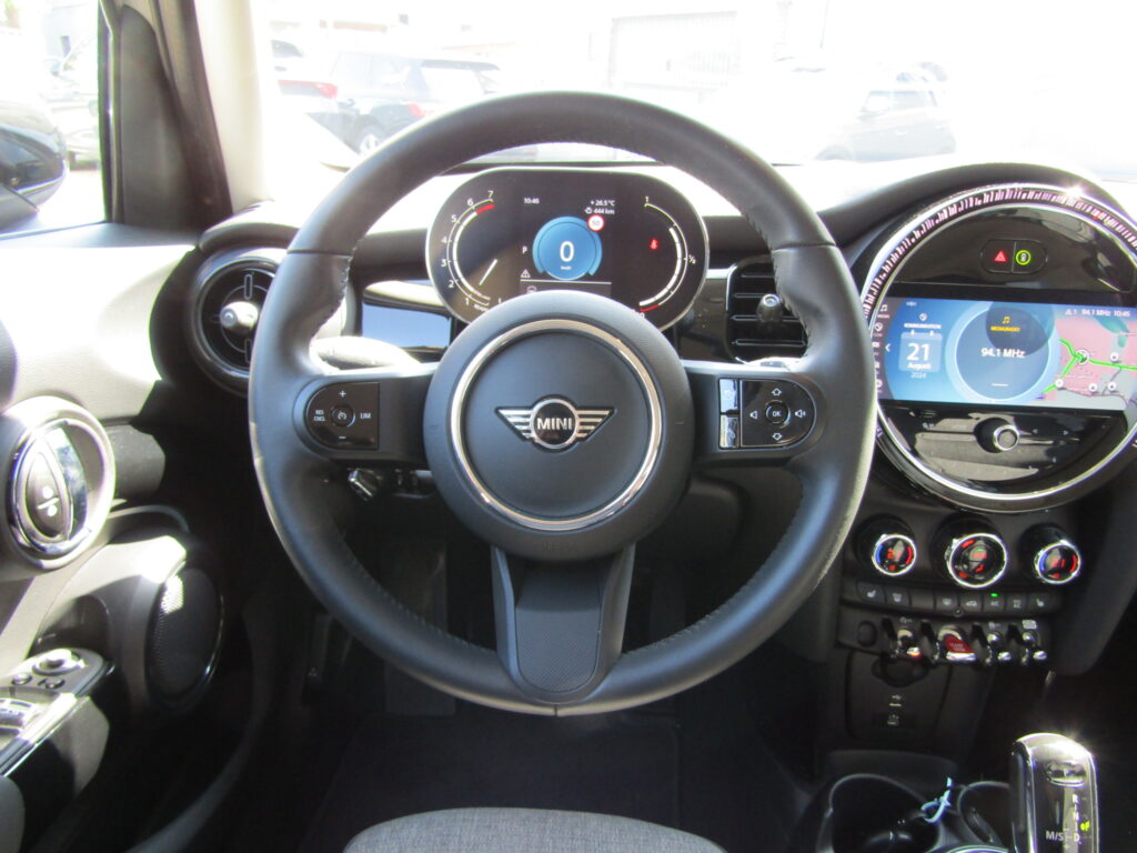 MINI Cooper 1.5 BZ 5 PORTE CAMBIO AUTO,NAVI,LED,TELECAMERA,FULL,KM 18.000