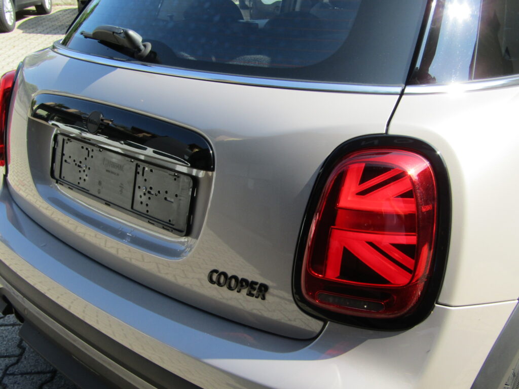 MINI Cooper 1.5 BZ 5 PORTE CAMBIO AUTO,NAVI,LED,TELECAMERA,FULL,KM 18.000