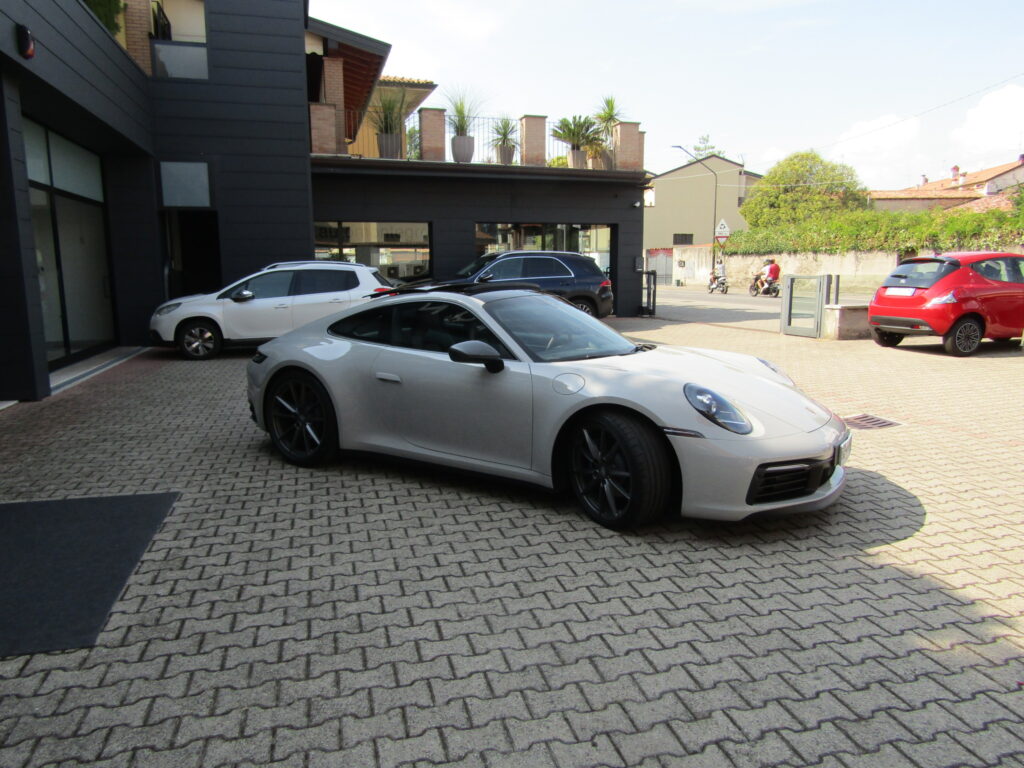 Porsche 992 911 CARRERA T,PELLE,BOSE,SOLLEVAMENTO ANT,TETTO