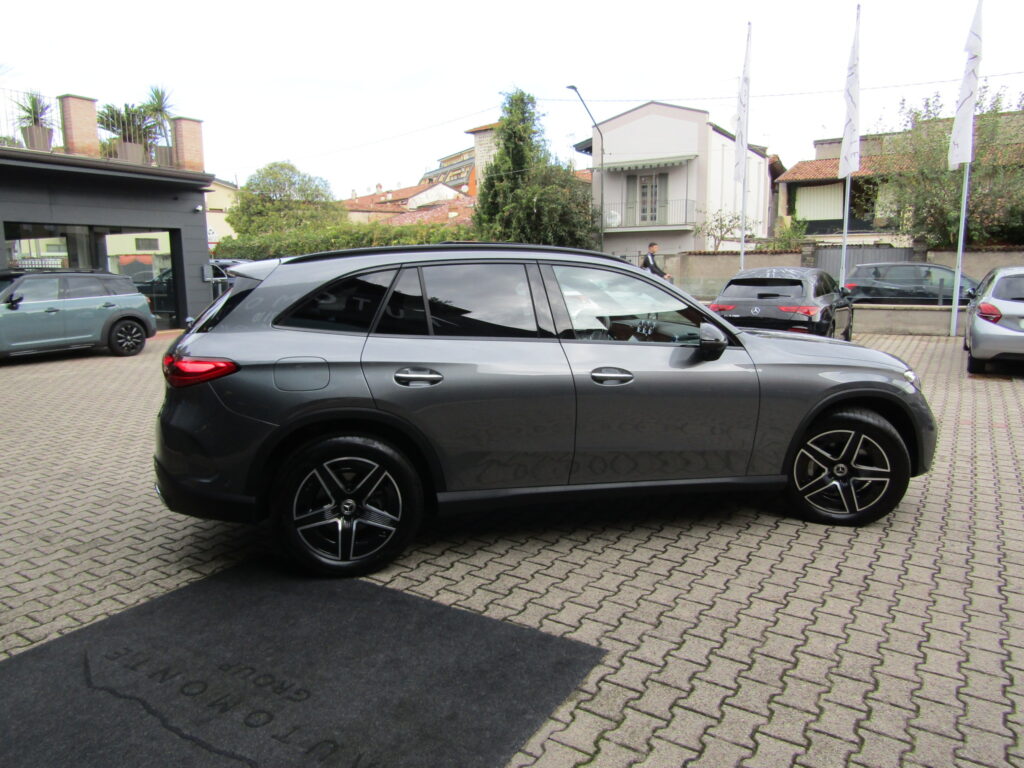 Mercedes-Benz GLC 220 d MHEV AMG PREMIUM,TETTO,DIGITAL LED,CERCHI 19,FUL