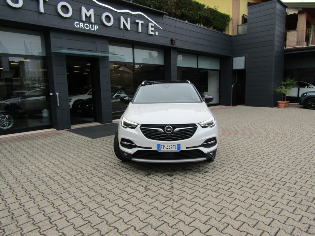 Opel Grandland X GRANDLAND X 177 CV AUTO,CERCHI 19,NAVI,GANCIO,FUL