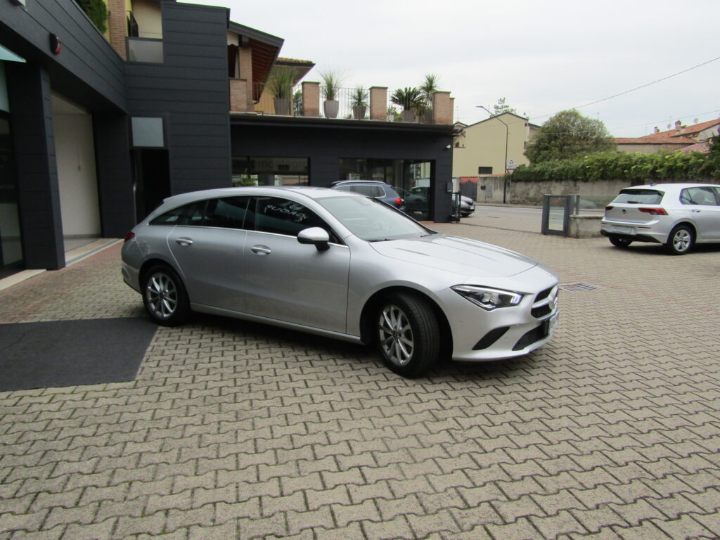 Mercedes-Benz CLA 180 BENZ. SW AUTO,CERCHI 17,NAVI,LED,TELECAMERA POST.