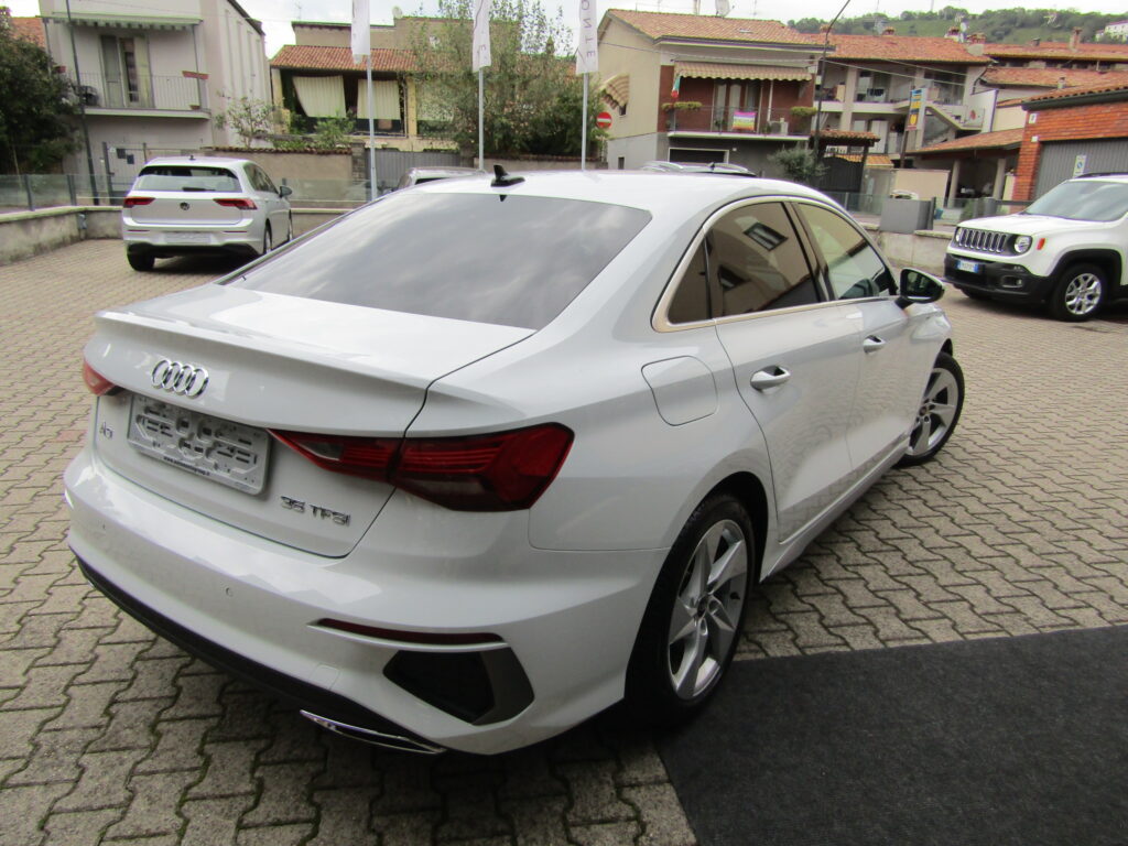 Audi A3 SEDAN 35 BZ.150 CV MHEV S-LINE,CAMBIO AUTO,CARPLAY