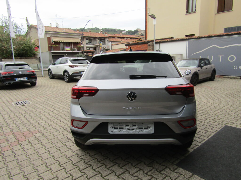 Volkswagen T-Roc 1.5 BZ 150 CV CAMBIO AUTO,LED,CARPLAY,SENSORI,FULL