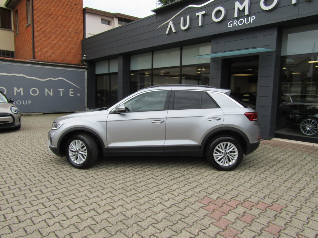 Volkswagen T-Roc 1.5 BZ 150 CV CAMBIO AUTO,LED,CARPLAY,SENSORI,FULL