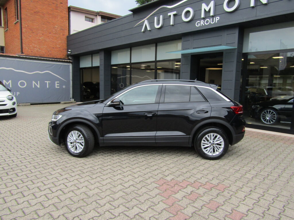 Volkswagen T-Roc 1.5 BZ 150 CV CAMBIO AUTO,LED,CARPLAY,SENSORI,FULL