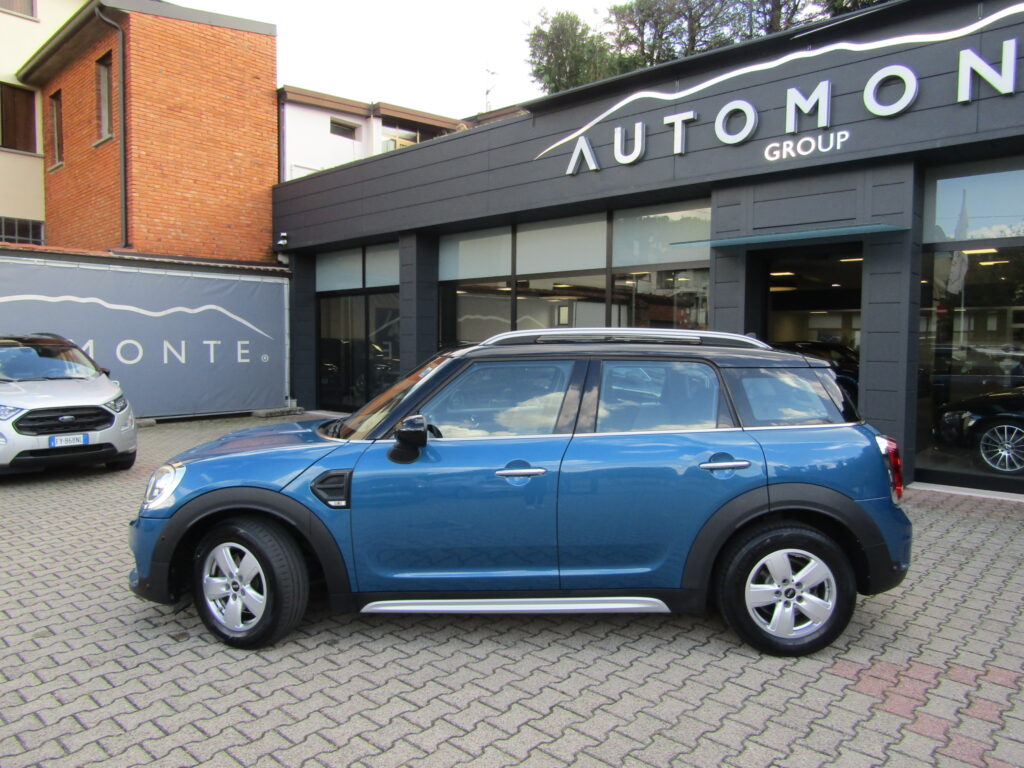 MINI Cooper Countryman 1.5 BENZ.CAMBIO AUTO 136 CV,CERCHI 16,NAVI,SENSORI