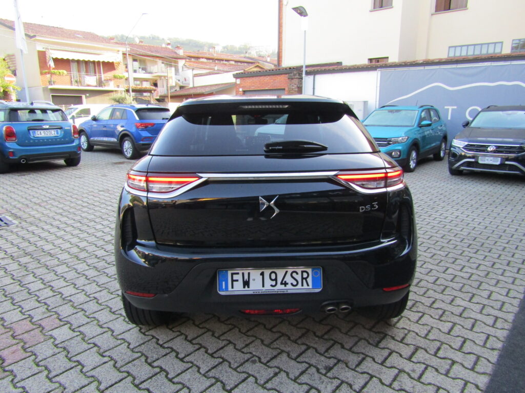 DS 3 Crossback 1.2 BZ.130CV CAMBIO AUTO,CERCHI 18,NAVI,SENSORI