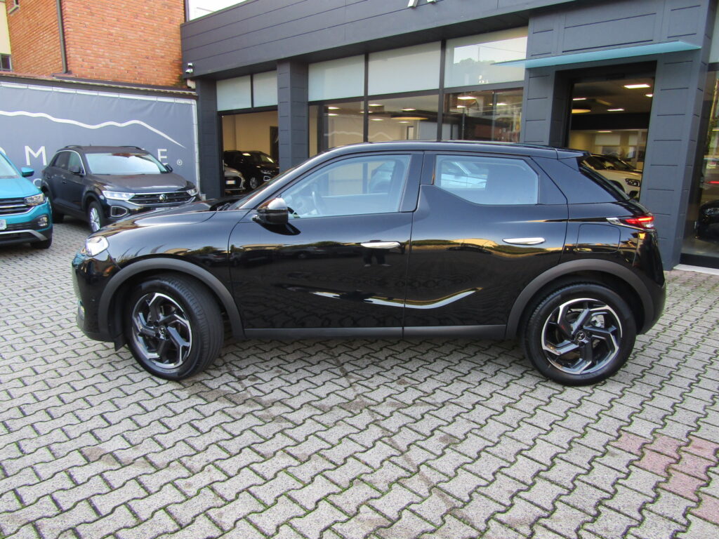 DS 3 Crossback 1.2 BZ.130CV CAMBIO AUTO,CERCHI 18,NAVI,SENSORI