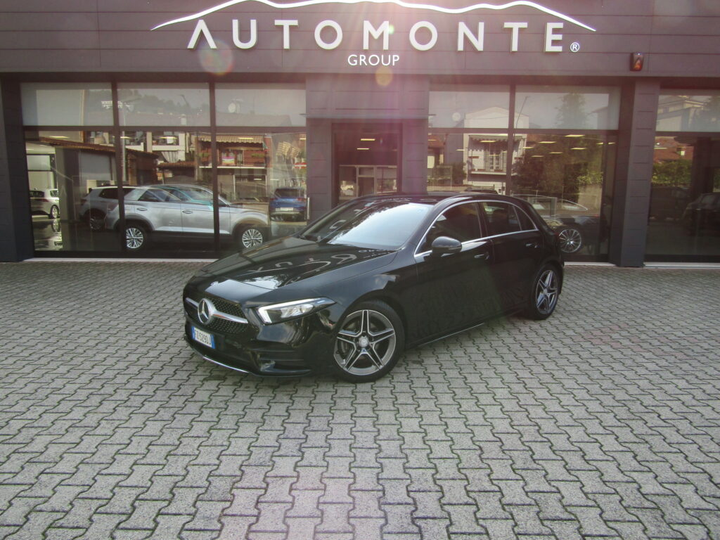 Mercedes-Benz A 180 d PREMIUM AMG AUTO,CERCHI 18,LED,NAVI,SENSORI,