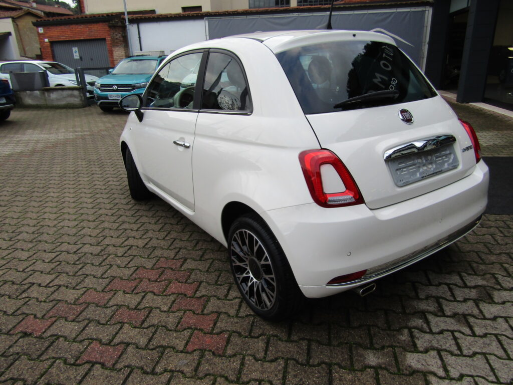 Fiat 500 1.0 HYBRID DOLVEVITA 70CV,NEOPATENTATI,CERCHI 16