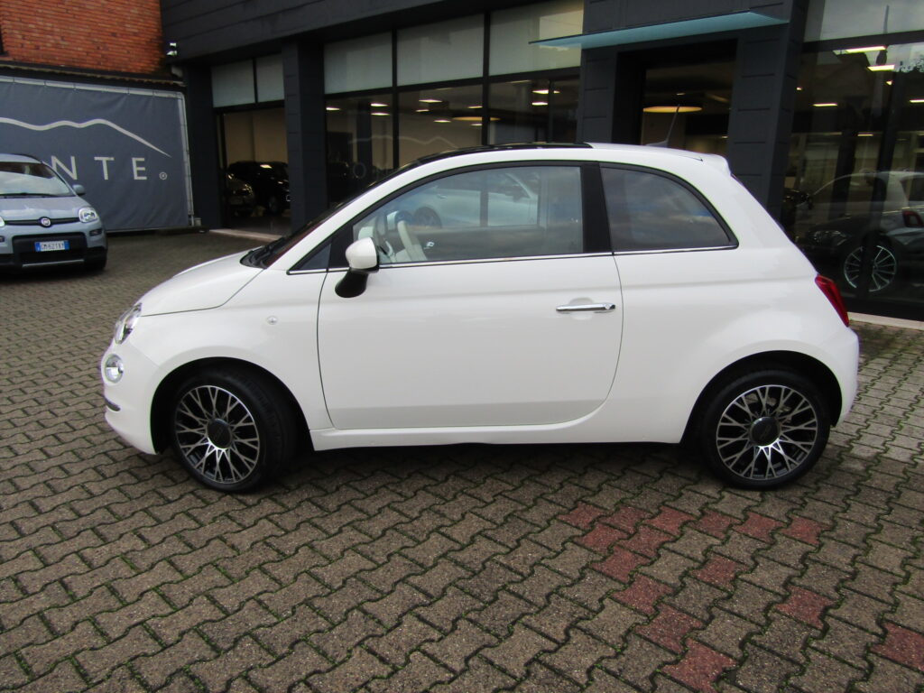 Fiat 500 1.0 HYBRID DOLVEVITA 70CV,NEOPATENTATI,CERCHI 16