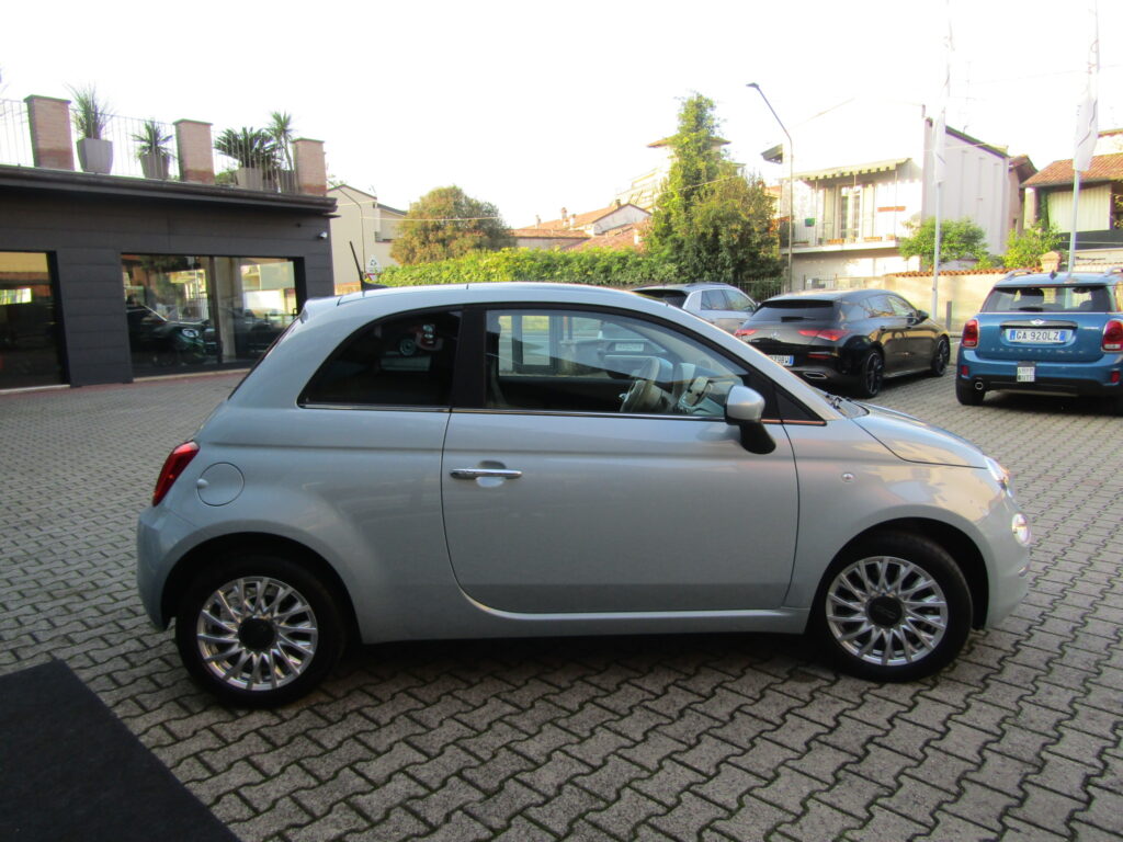 Fiat 500 1.0 HYBRID DOLVEVITA 70CV,NEOPATENTATI,CERCHI 15