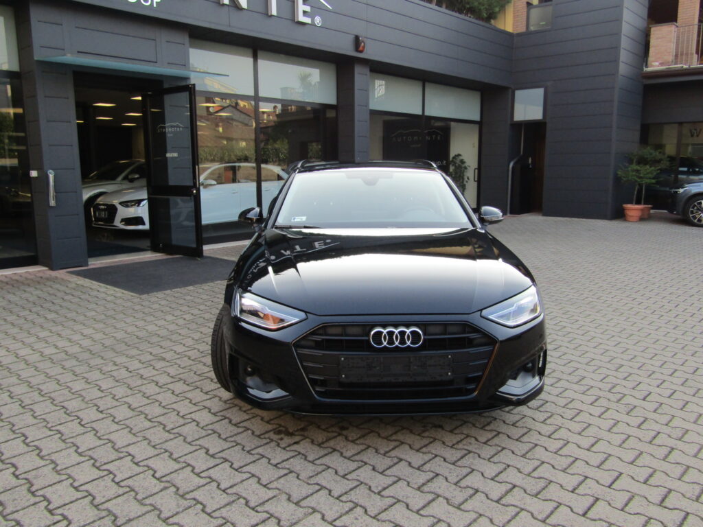 Audi A4 35 TDI MHEV SW,CERCHI 17,KEYLESS,SENSORI,LED,FULL