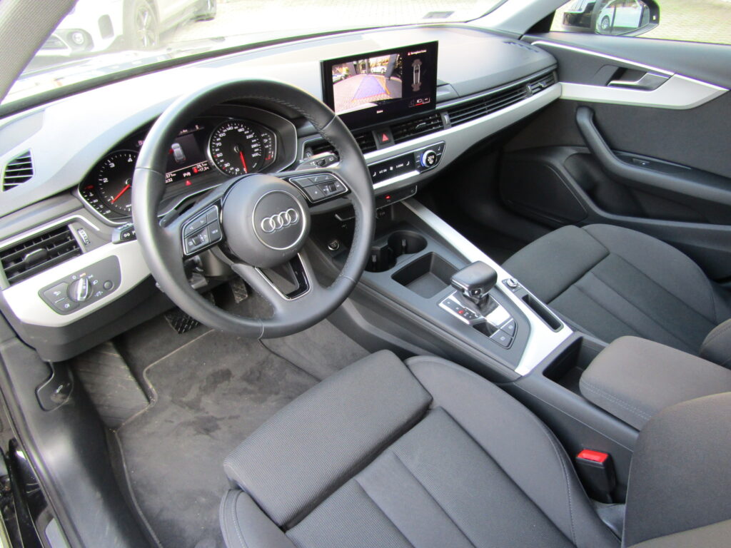 Audi A4 35 TDI MHEV SW,CERCHI 17,KEYLESS,SENSORI,LED,FULL