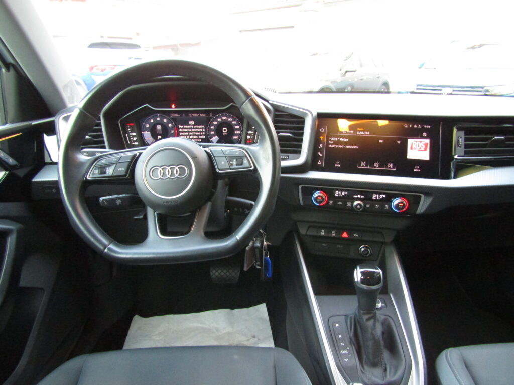 Audi A1 SPB 30 1.0 SLINE STRONIC 110CV,CERCHI 17,CARPLAY