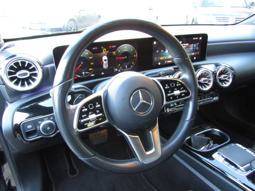 Mercedes-Benz A 180 d SPORT CAMBIO AUTO,CERCHI 17,LED,TELECAMERA,SENS.