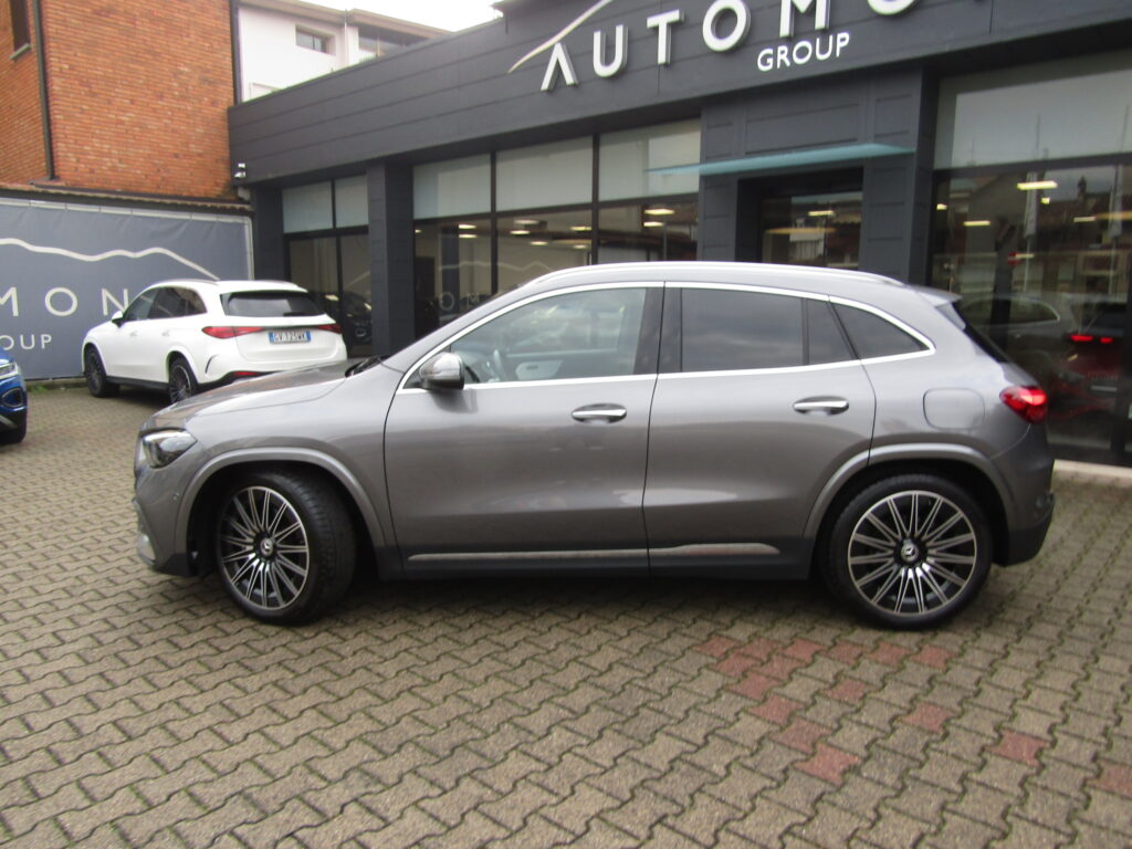 Mercedes-Benz GLA 200 BENZ.MHEV PREMIUM AMG AUTO,CERCHI 20,BLIND SPOT