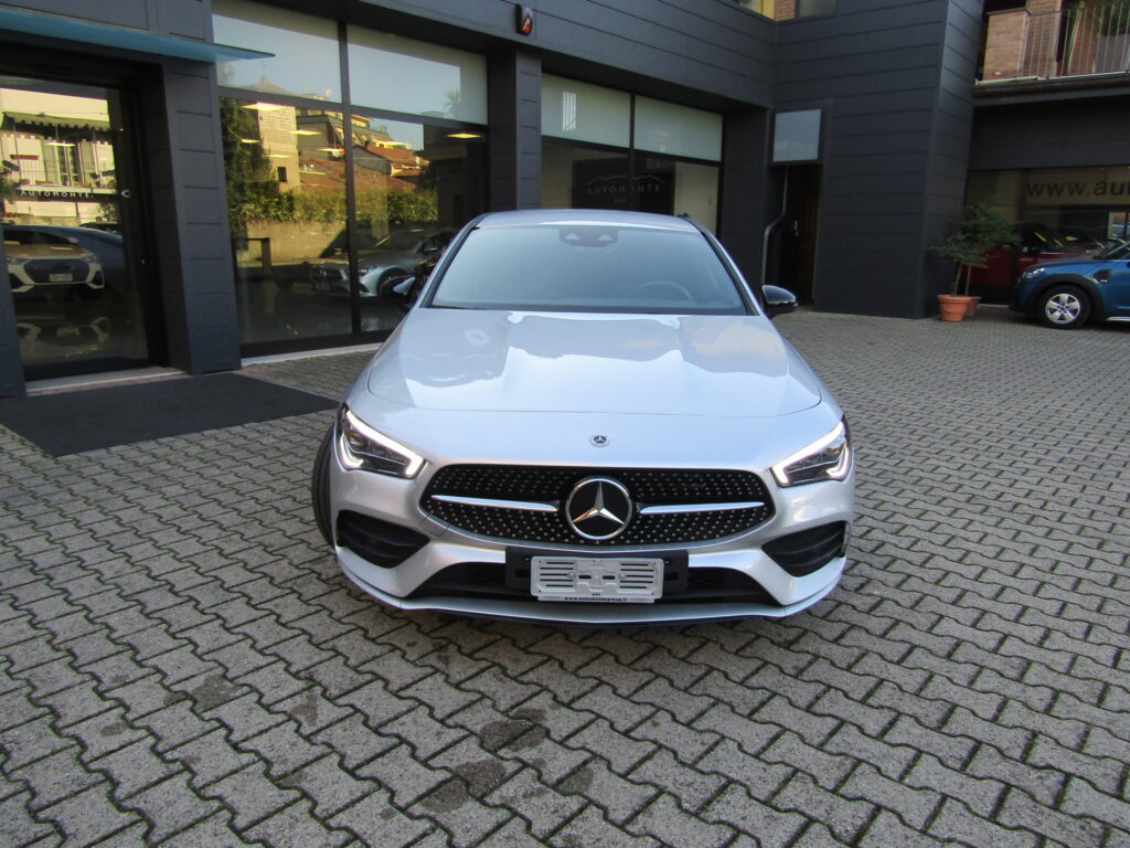 Mercedes-Benz CLA 200 d PREMIUM AMG AUTO,MULTIBEAM LED,BLIND SPOT,NIGHT