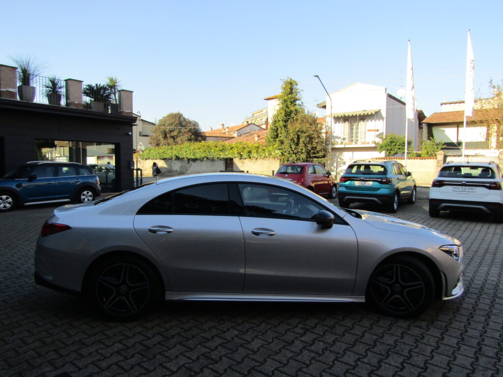 Mercedes-Benz CLA 200 d PREMIUM AMG AUTO,MULTIBEAM LED,BLIND SPOT,NIGHT