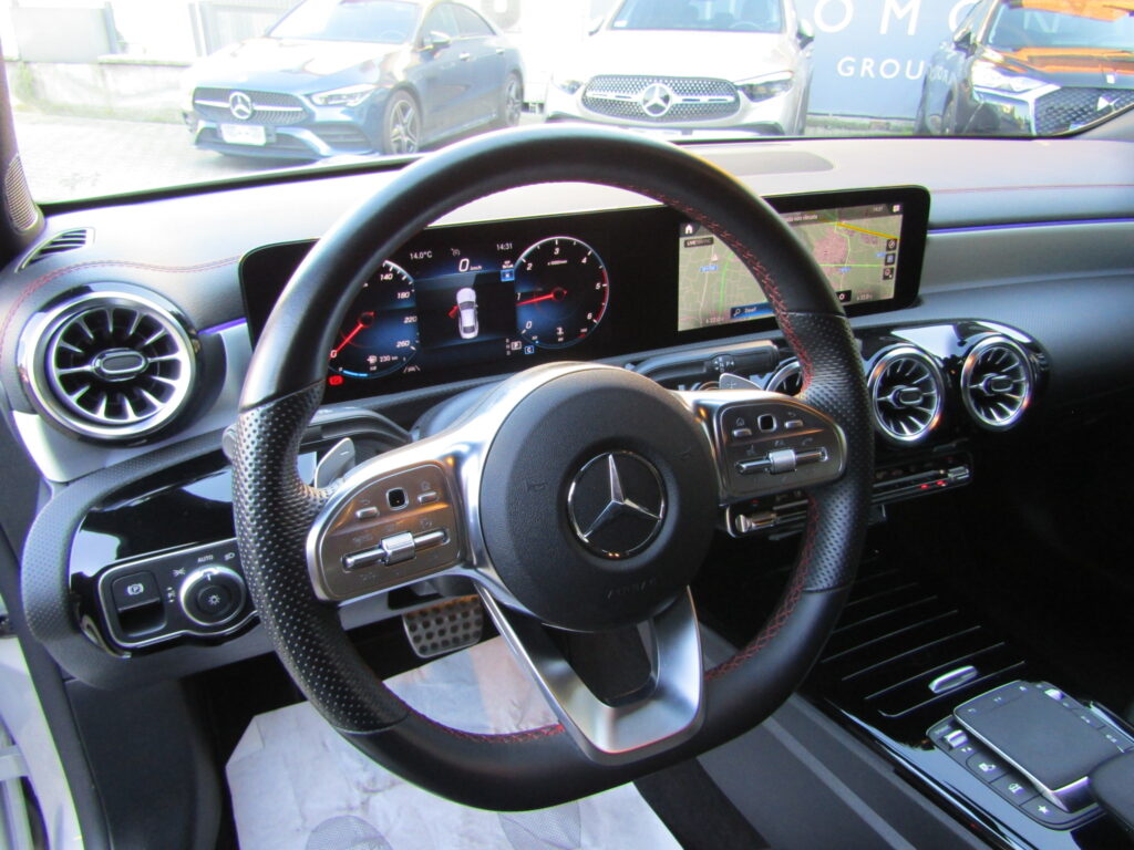 Mercedes-Benz CLA 200 d PREMIUM AMG AUTO,MULTIBEAM LED,BLIND SPOT,NIGHT