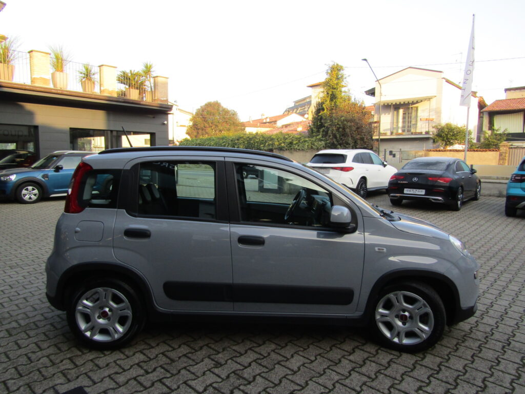 Fiat Panda 1.0 HYBRID CITY LIFE 5 POSTI,NEOPATENTATI,CLIMA