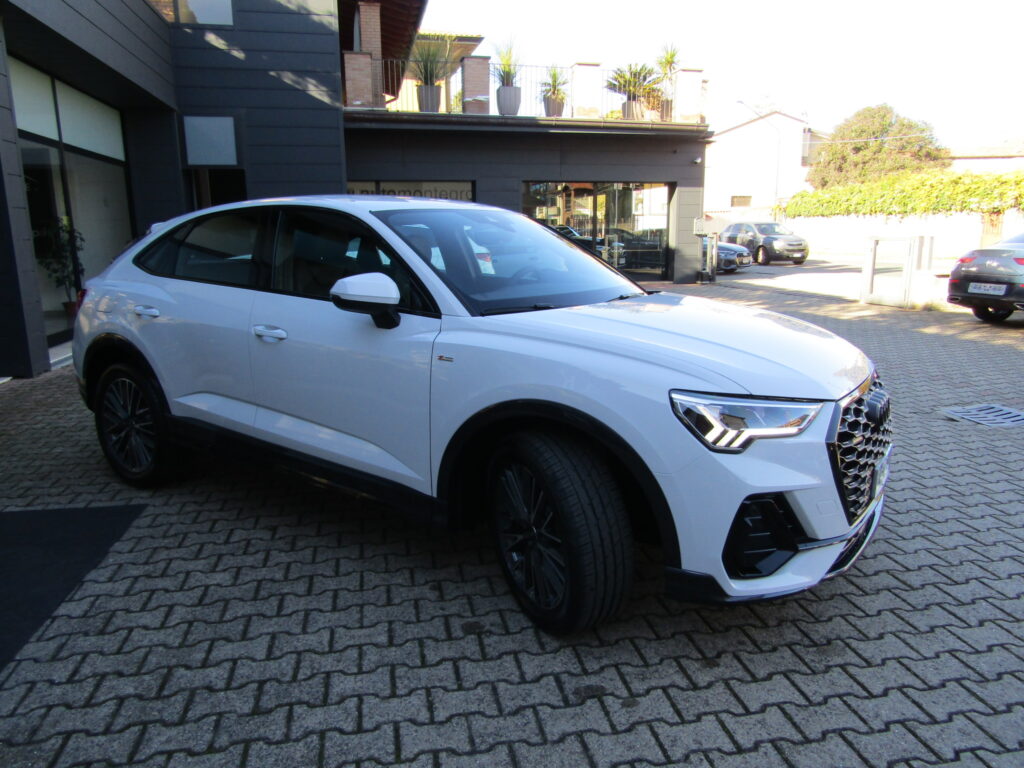 Audi Q3 SPB 40 TDI SLINE QUATTRO,CERCHI 19,CARPLAY,LED,FUL