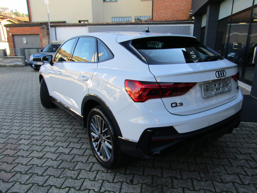 Audi Q3 SPB 40 TDI SLINE QUATTRO,CERCHI 19,CARPLAY,LED,FUL