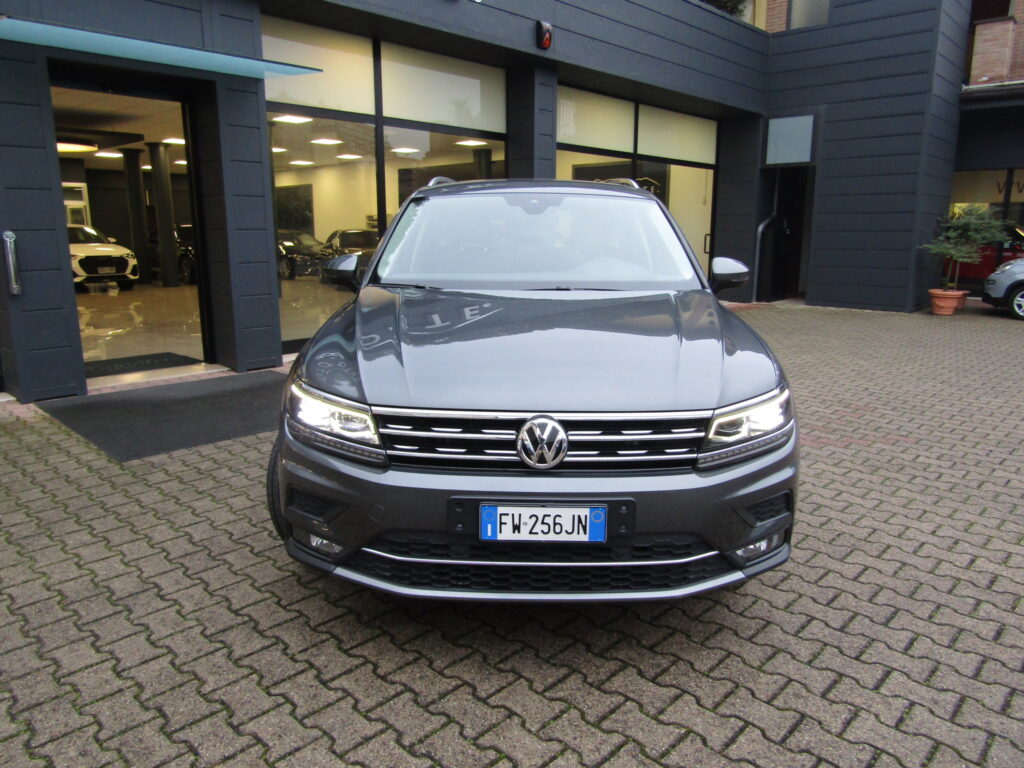 Volkswagen Tiguan 2.0 TDI 4MOTION 150 CV DSG,CERCHI 18,FARI LED,ACC