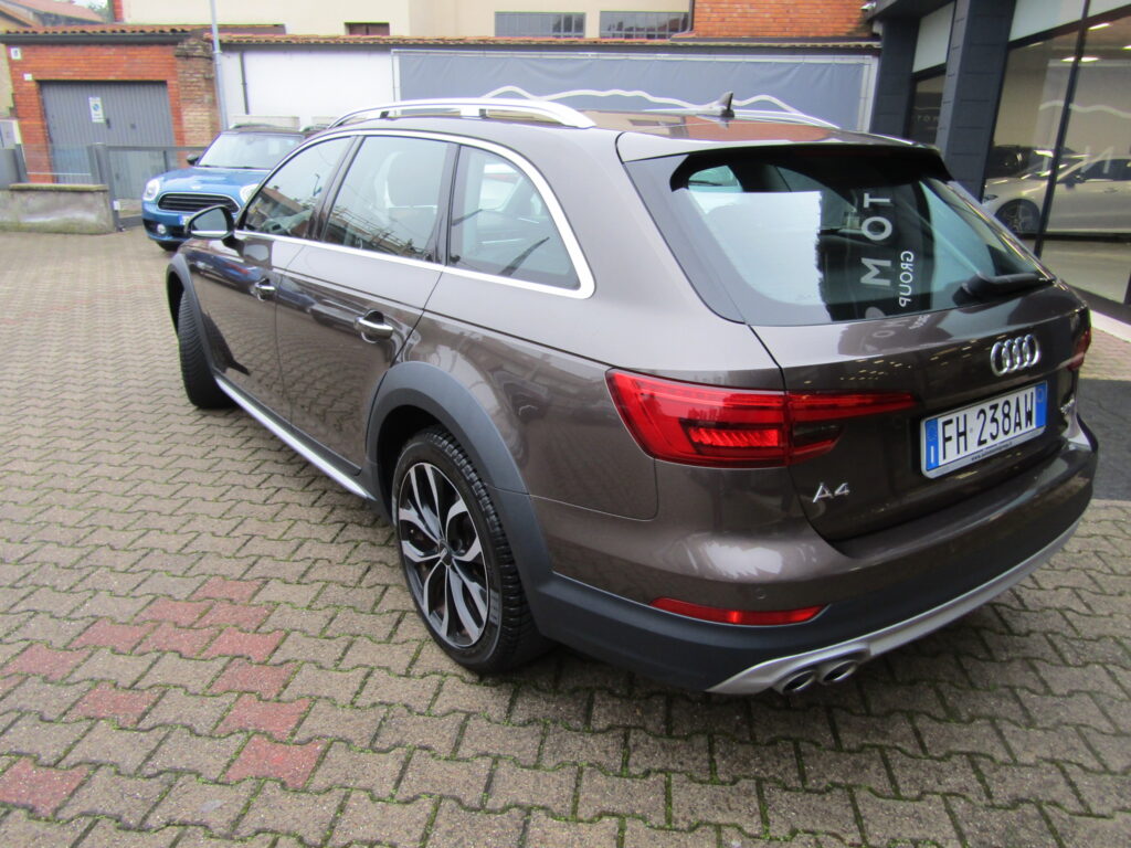 Audi A4 allroad 2.0 TDI BUSINESS 163CV S-TRONIC,CERCHI 18,NAVI,LED